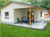 Bungalow Wohnwagen Mobilheim Ansicht auf dem Ostsee Campingplatz
